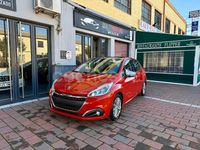 Usado Peugeot 208 GT-line 120 CV (88 kW) 2016 Naranja Utilitario