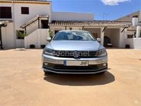 Usado VW Jetta Sportline 110 CV (80 kW) 2015 Gris / plata Berlina