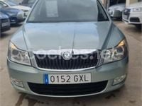 Usado Skoda Octavia 105 CV (77 kW) 2010 Gris / plata Familiar