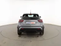 Usado Nissan Juke Acenta 114 CV (83 kW) 2022 Gris SUV