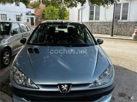 Usado Peugeot 206 110 CV (80 kW) 2004 Gris / plata Berlina