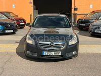 Usado Opel Insignia Business 130 CV (95 kW) 2013 Marrón Familiar