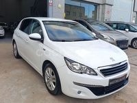 Usado Peugeot 308 Active 100 CV (73 kW) 2015 Blanco Berlina