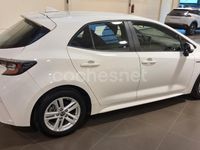 Usado Toyota Corolla Active 122 CV (89 kW) 2020 Blanco Berlina