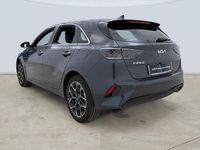 Usado Kia Ceed Edition 7 101 CV (74 kW) 2024 Gris Utilitario