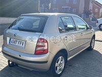 Usado Skoda Fabia Comfort 75 CV (55 kW) 2006 Beige Berlina