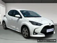 Usado Toyota Yaris Hybrid Active 116 CV (85 kW) 2025 Blanco Berlina