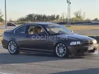 Usado BMW 325 192 CV (141 kW) 2002 Violeta / lila Coupe