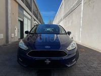Begagnad Ford Focus Sport 115 HK (84 kW) 2015 Blå Sedan