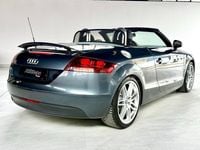 Usado Audi TT Roadster S-Line 200 CV (147 kW) 2008 Gris / plata Descapotable