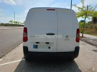 Usado Peugeot Partner Tepee Access 100 CV (73 kW) 2016 Blanco Monovolumen