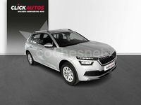 Usado Skoda Kamiq Ambition 95 CV (69 kW) 2024 Plateado SUV