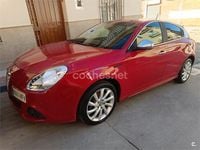 Usado Alfa Romeo Giulietta Distinctive 105 CV (77 kW) 2011 Granate Utilitario