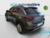 Usado VW T-Roc Life 110 CV (80 kW) 2023 Gris SUV