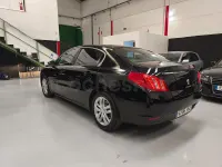 Usado Peugeot 508 Access 112 CV (82 kW) 2011 Negro Berlina