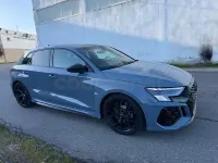 Usado Audi RS3 400 CV (294 kW) 2022 Gris / plata Berlina