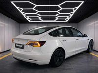 Usado Tesla Model 3 Standard Range 239 kW (325 CV) 2022 Blanco Berlina