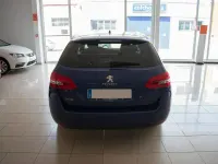 Usado Peugeot 308 Style 110 CV (80 kW) 2019 Eeg  pintura azul magnetic Familiar