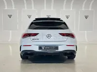 Usado Mercedes CLA200 Shooting Brake 150 CV (110 kW) 2022 Blanco Familiar