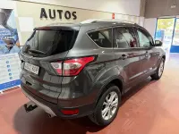 Usado Ford Kuga Titanium 180 CV (132 kW) 2018 Marrón SUV