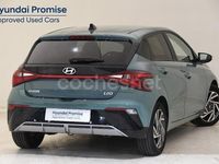 Usado Hyundai i20 79 CV (58 kW) 2024 Verde Berlina