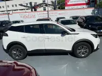 Usado Peugeot 2008 Active 100 CV (73 kW) 2022 Blanco SUV