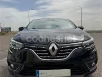 Usado Renault Mégane Bose Edition 130 CV (95 kW) 2018 Negro Berlina