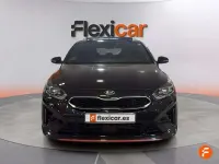 Usado Kia ProCeed GT-Line 140 CV (102 kW) 2019 Negro Familiar