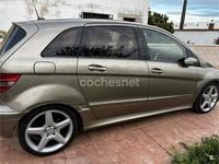 Usado Mercedes B200 140 CV (102 kW) 2006 Marrón Monovolumen