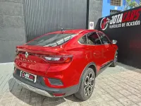 Usado Renault Arkana Equilibre 145 CV (106 kW) 2023 Granate SUV