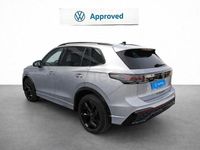 Usado VW Tiguan R-line 204 CV (150 kW) 2025 Gris / plata SUV