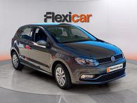 Usado VW Polo Advance 90 CV (66 kW) 2016 Azul Berlina