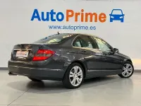 Usado Mercedes C200 Elegance 136 CV (100 kW) 2009 Azul Berlina