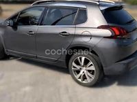 Usado Peugeot 2008 Allure 100 CV (73 kW) 2019 Gris / plata SUV