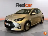 Używany Toyota Yaris Hybrid Business Edition 116 KM (85 kW) 2021 Szary