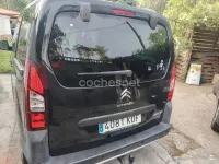 Usado Citroën Berlingo Feel 100 CV (73 kW) 2017 Negro Monovolumen