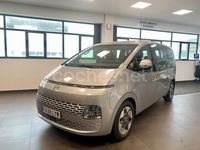 Usado Hyundai Staria 177 CV (130 kW) 2023 Gris / plata Monovolumen