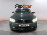 Usado VW Tiguan Life 245 CV (180 kW) 2022 Gris SUV