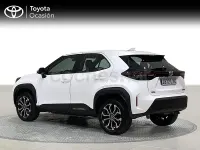 Usado Toyota Yaris Cross Active 116 CV (85 kW) 2022 Blanco SUV