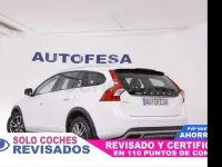 Usado Volvo V60 CC Plus 150 CV (110 kW) 2018 Blanco Familiar