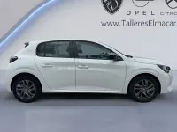 Usado Peugeot 208 Active 100 CV (73 kW) 2022 Blanco Utilitario
