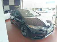 Usado Honda Civic Elegance 120 CV (88 kW) 2015 Negro Berlina