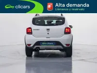 Usado Dacia Sandero Comfort 90 CV (66 kW) 2019 Blanco Utilitario