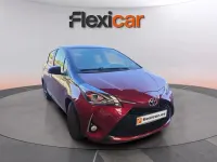 Usado Toyota Yaris Active 111 CV (81 kW) 2017 Blanco Berlina