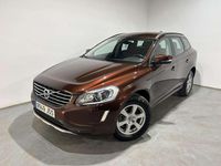 Usado Volvo XC60 Kinetic 136 CV (100 kW) 2015 Marrón SUV
