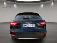 Usado Maserati Levante 275 CV (202 kW) 2016 Negro SUV