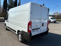 Usado Peugeot Boxer 140 CV (102 kW) 2023 Blanco Van