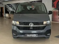 Usado VW Multivan 150 CV (110 kW) 2021 Gris / plata Monovolumen