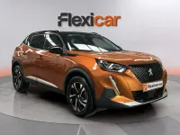 Usado Peugeot 2008 Allure 101 CV (74 kW) 2020 Naranja SUV