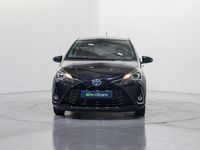 Usado Toyota Yaris Hybrid Active 100 CV (73 kW) 2018 Negro Berlina